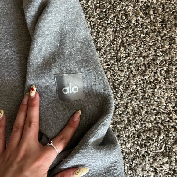 Alo grey sweatshirt - Picture 3 of 5